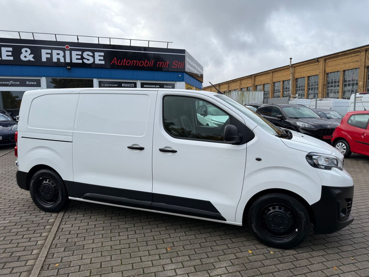 Peugeot Expert Kasten Premium L2 SHZ KLIMA STANDHEIZUNG - Keleivinis furgonas: foto 3 Peugeot Expert Kasten Premium L2 SHZ KLIMA STANDHEIZUNG - Keleivinis furgonas: foto 3