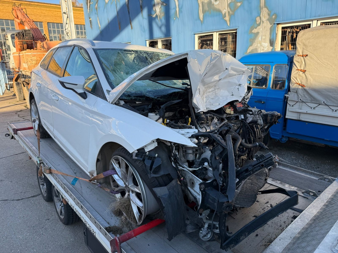 Seat Leon ST FR LED LEDER NAVI PDC KAMERA - Universalas: foto 1 Seat Leon ST FR LED LEDER NAVI PDC KAMERA - Universalas: foto 1