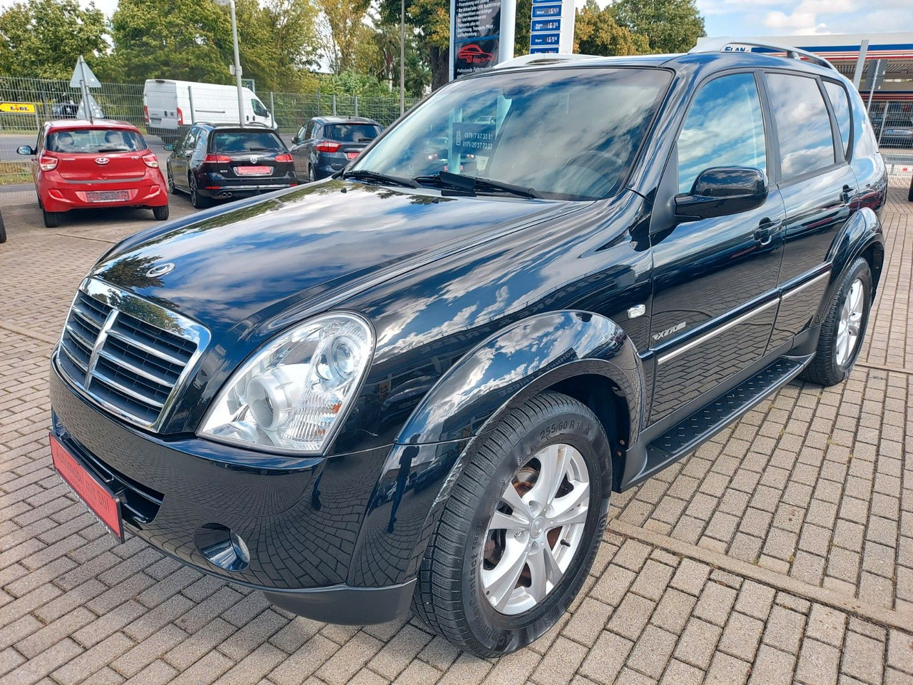 Ssangyong REXTON Rexton II Automatik 7 Sitze Leder 4x4 - Visureigis: foto 5 Ssangyong REXTON Rexton II Automatik 7 Sitze Leder 4x4 - Visureigis: foto 5