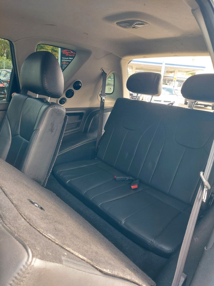 Ssangyong REXTON Rexton II Automatik 7 Sitze Leder 4x4 - Visureigis: foto 3 Ssangyong REXTON Rexton II Automatik 7 Sitze Leder 4x4 - Visureigis: foto 3