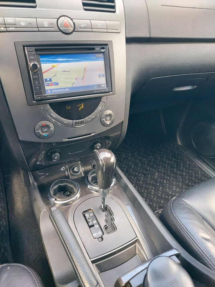 Visureigis Ssangyong REXTON Rexton II Automatik 7 Sitze Leder 4x4: foto 15 Visureigis Ssangyong REXTON Rexton II Automatik 7 Sitze Leder 4x4: foto 15