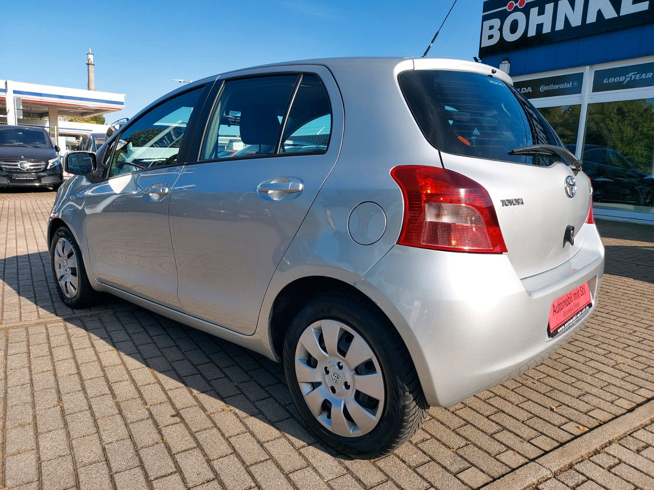 Toyota Yaris Sol Klima - Lengvasis automobilis: foto 3 Toyota Yaris Sol Klima - Lengvasis automobilis: foto 3