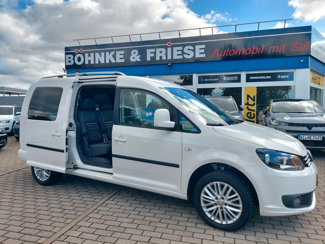 Volkswagen Caddy Kombi Maxi Comfortline 7 Sitze Team - Keleivinis furgonas: foto 1 Volkswagen Caddy Kombi Maxi Comfortline 7 Sitze Team - Keleivinis furgonas: foto 1