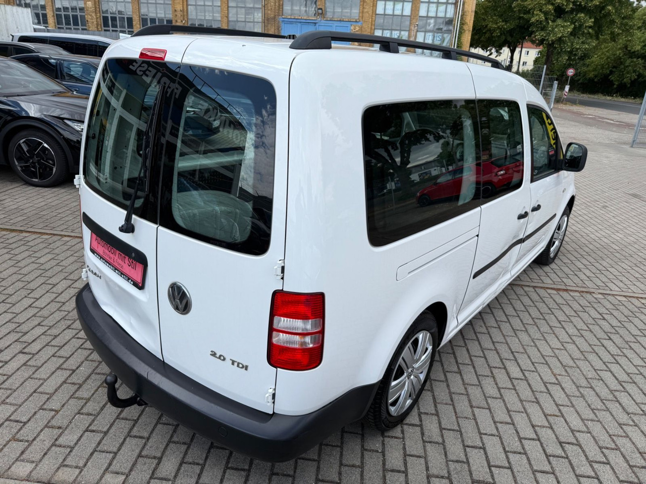 Volkswagen Caddy Maxi KastenKombi 5 SITZER KLIMAA SHZ AHK - Keleivinis furgonas: foto 4 Volkswagen Caddy Maxi KastenKombi 5 SITZER KLIMAA SHZ AHK - Keleivinis furgonas: foto 4