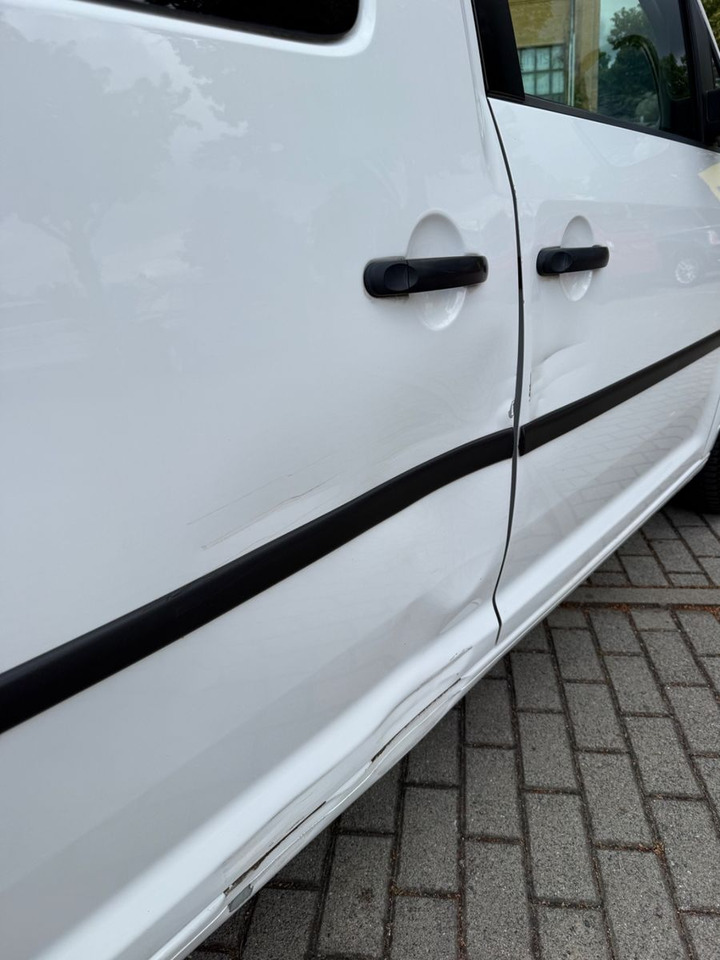 Volkswagen Caddy Maxi KastenKombi 5 SITZER KLIMAA SHZ AHK - Keleivinis furgonas: foto 5 Volkswagen Caddy Maxi KastenKombi 5 SITZER KLIMAA SHZ AHK - Keleivinis furgonas: foto 5