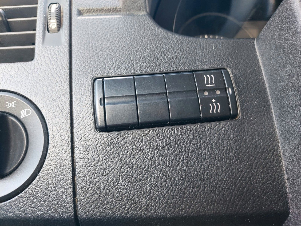 Volkswagen Crafter Kasten 35 mittel L2H1 Klima Standheiz. - Keleivinis furgonas: foto 2 Volkswagen Crafter Kasten 35 mittel L2H1 Klima Standheiz. - Keleivinis furgonas: foto 2