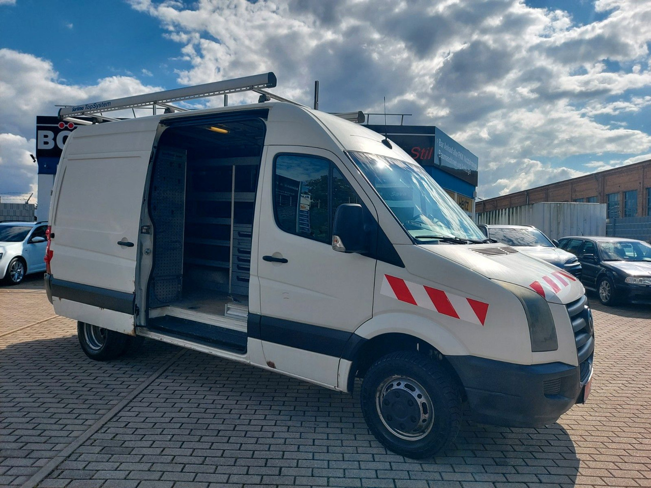 Volkswagen Crafter Kasten 50 mittel lang L2H2 Hoch Standhei - Krovininis mikroautobusas: foto 1 Volkswagen Crafter Kasten 50 mittel lang L2H2 Hoch Standhei - Krovininis mikroautobusas: foto 1