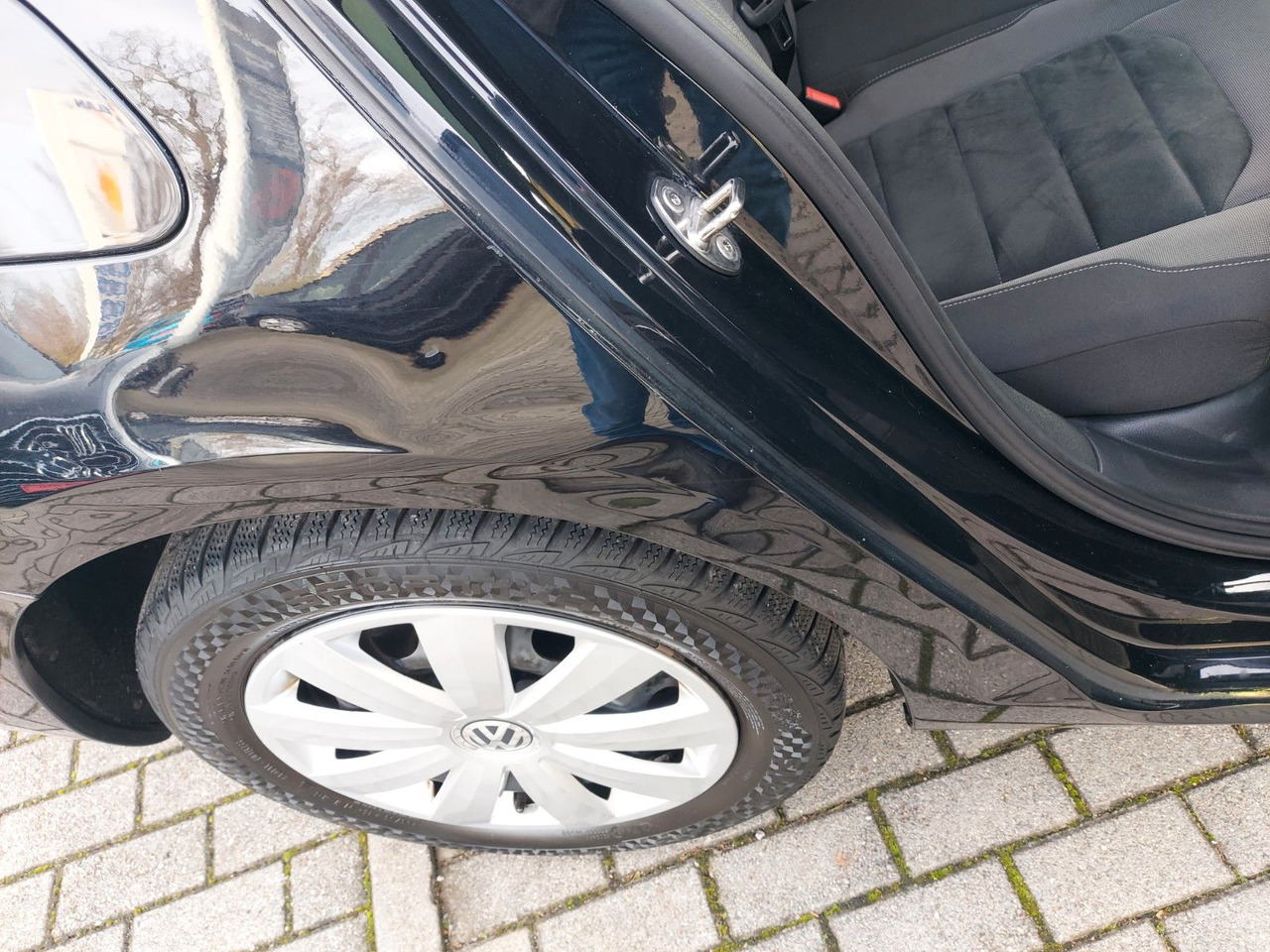 Volkswagen Golf VII Variant Highline DSG Xenon Navi Radar - Universalas: foto 3 Volkswagen Golf VII Variant Highline DSG Xenon Navi Radar - Universalas: foto 3