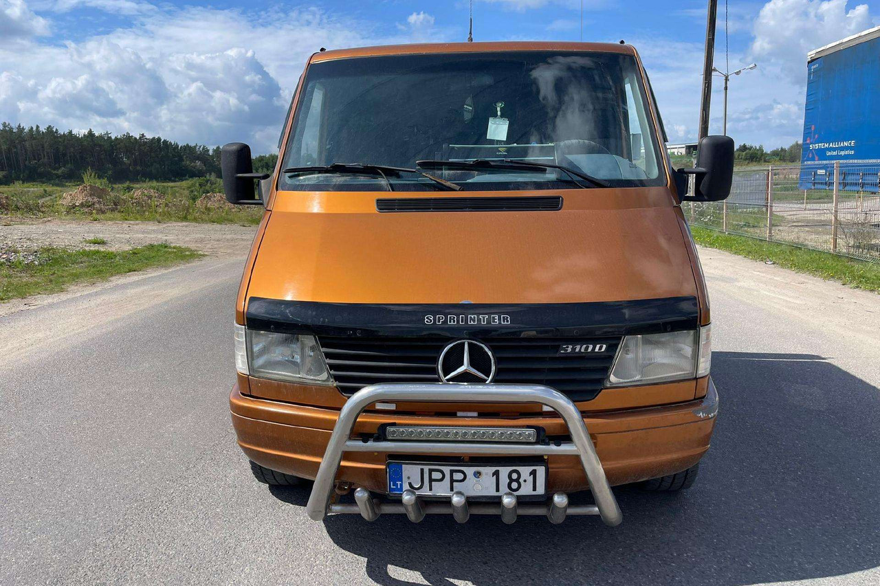 Mercedes-Benz 310 - Krovininis mikroautobusas: foto 5 Mercedes-Benz 310 - Krovininis mikroautobusas: foto 5