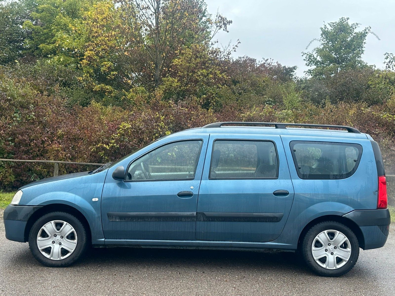 Dacia Logan MCV 1.6 16V Lauréate,Kupplung neu,TÜV 6/25 - Lengvasis automobilis: foto 2 Dacia Logan MCV 1.6 16V Lauréate,Kupplung neu,TÜV 6/25 - Lengvasis automobilis: foto 2