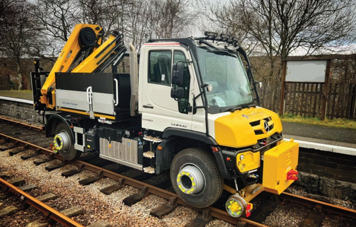 UNIMOG Unimog 423, 4x4, Mercedes Benz, Hiab - Sunkvežimis su kranu: foto 1 UNIMOG Unimog 423, 4x4, Mercedes Benz, Hiab - Sunkvežimis su kranu: foto 1