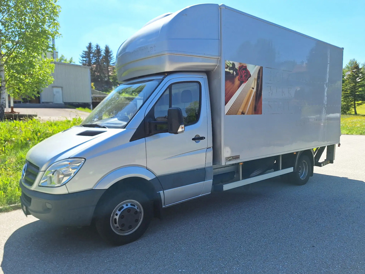 1 Stk. LKW (Mercedes) - Furgonas su krovinių dėže: foto 3 1 Stk. LKW (Mercedes) - Furgonas su krovinių dėže: foto 3