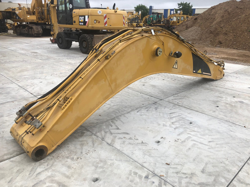 Caterpillar 322B Excavator Boom OEM 1372894 - Strėlė: foto 1 Caterpillar 322B Excavator Boom OEM 1372894 - Strėlė: foto 1