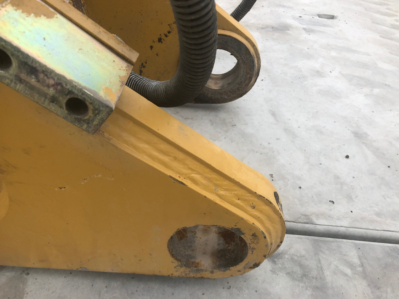 Caterpillar 322B Excavator Boom OEM 1372894 - Strėlė: foto 5 Caterpillar 322B Excavator Boom OEM 1372894 - Strėlė: foto 5