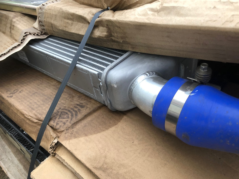 Caterpillar CAT 323D aftercooler OEM 4530619 - Tarpinis aušintuvas: foto 1 Caterpillar CAT 323D aftercooler OEM 4530619 - Tarpinis aušintuvas: foto 1