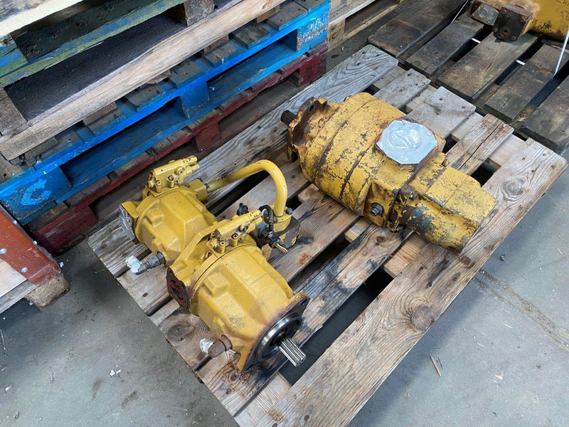 Caterpillar D11 Hydraulic Gear Pump 16E-5294 - Hidraulinis siurblys: foto 1 Caterpillar D11 Hydraulic Gear Pump 16E-5294 - Hidraulinis siurblys: foto 1