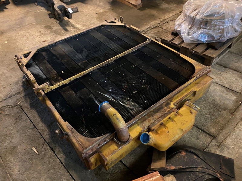 Caterpillar D11 Radiator GP 1569846 - Radiatorius: foto 2 Caterpillar D11 Radiator GP 1569846 - Radiatorius: foto 2