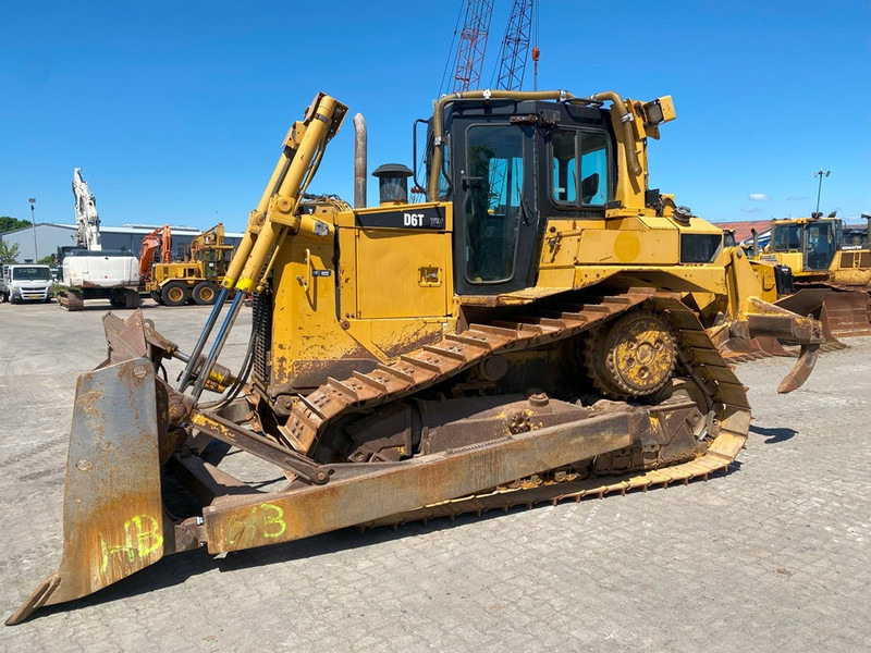 Caterpillar D6T XW NVT - Buldozeris: foto 3 Caterpillar D6T XW NVT - Buldozeris: foto 3