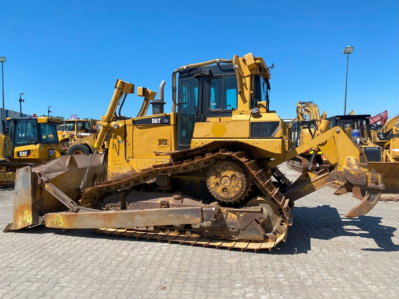 Caterpillar D6T XW NVT - Buldozeris: foto 2 Caterpillar D6T XW NVT - Buldozeris: foto 2