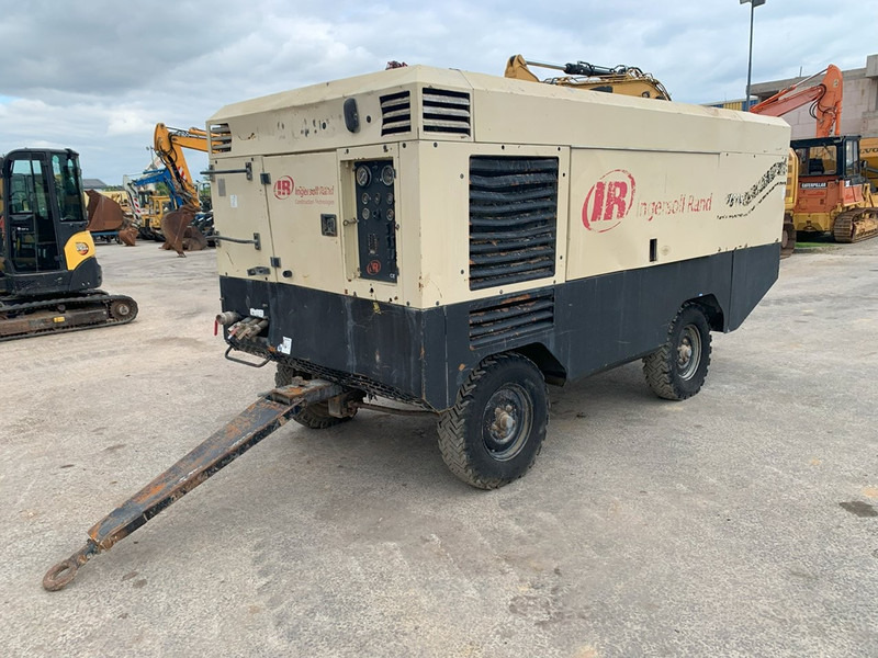 Doosan 12/235 NVT - Oro kompresorius: foto 1 Doosan 12/235 NVT - Oro kompresorius: foto 1