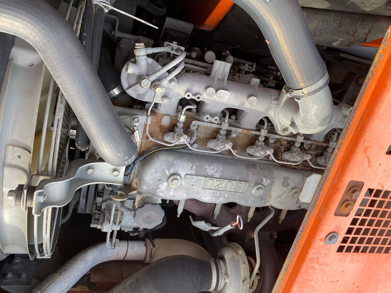 Hitachi ZX 225 USRLC NVT lizingą Hitachi ZX 225 USRLC NVT: foto 19