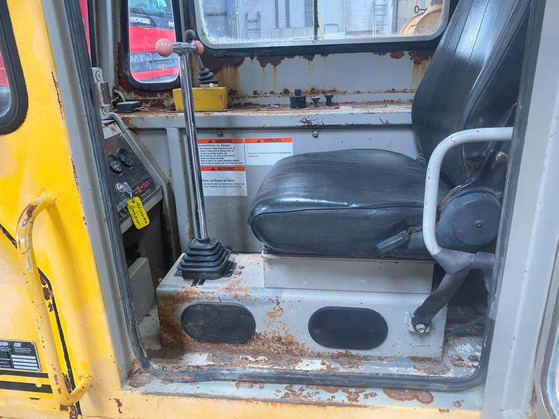 Morooka MST 600e swivel crawler dumper NVT - Savivartis: foto 3 Morooka MST 600e swivel crawler dumper NVT - Savivartis: foto 3