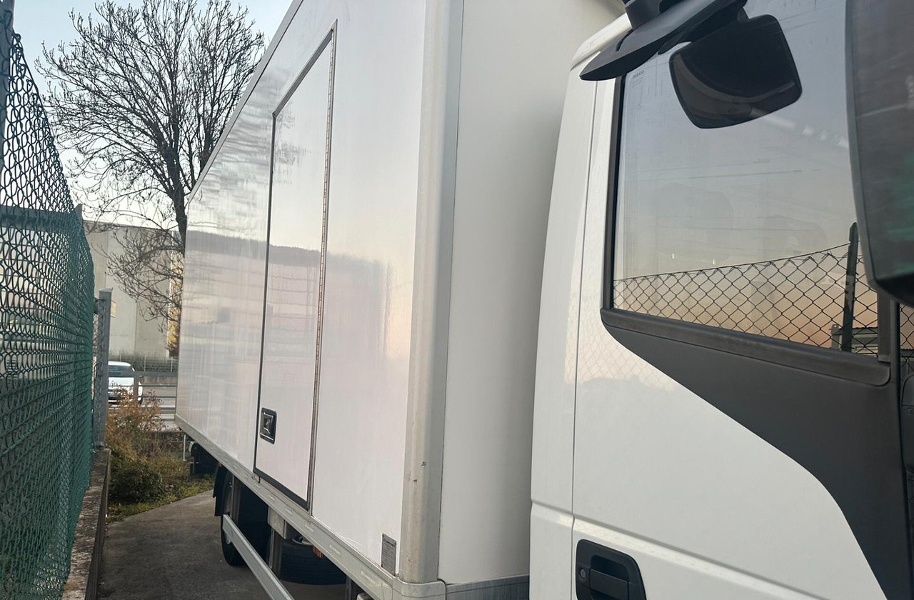 Iveco 75 E 19 P FURGONE ISOTERMICO E SPONDA - Refrižeratorius sunkvežimis: foto 5 Iveco 75 E 19 P FURGONE ISOTERMICO E SPONDA - Refrižeratorius sunkvežimis: foto 5