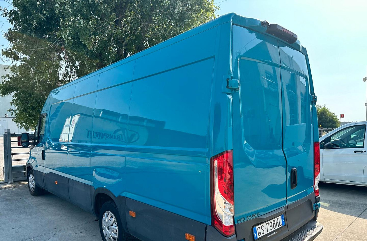 Iveco daily 35s14 passo lungo - Krovininis mikroautobusas: foto 3 Iveco daily 35s14 passo lungo - Krovininis mikroautobusas: foto 3