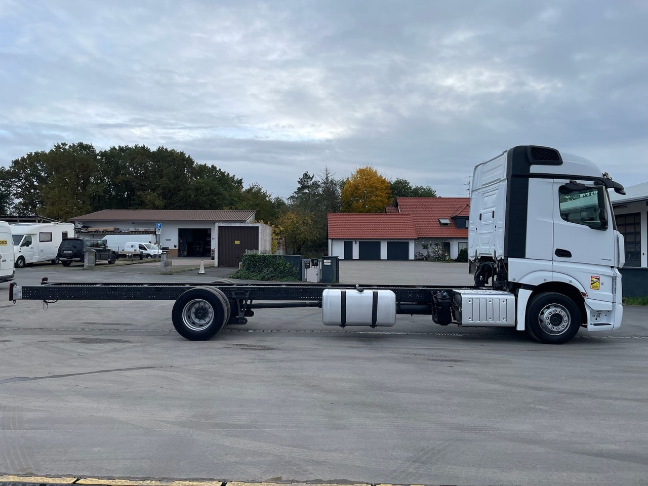 Važiuoklės sunkvežimis Mercedes-Benz Actros 4 1843 4x2 Fahrgestell/StandAC/ACC/EU6: foto 8