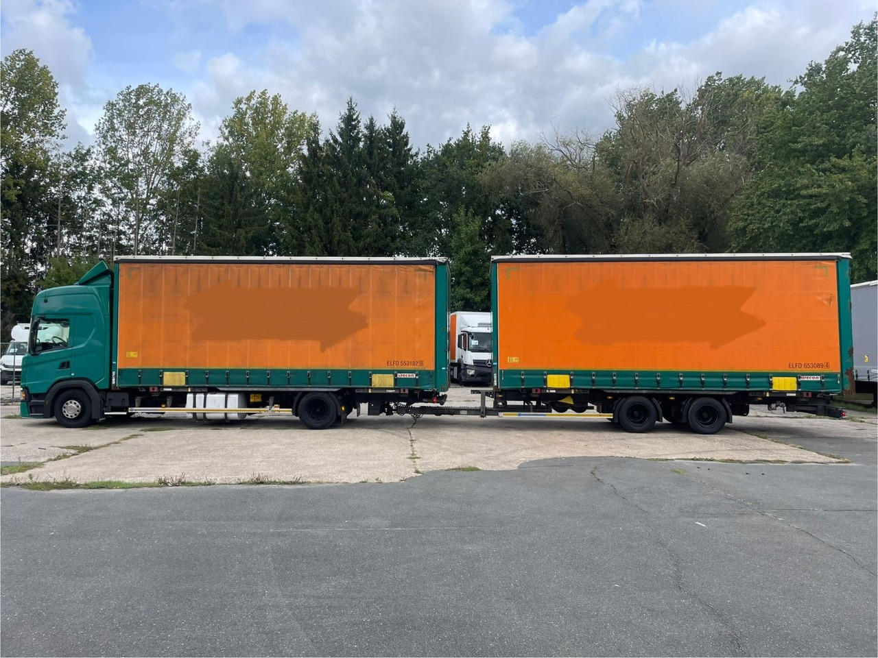 Scania G450 Pritsche+Plane/ANHÄNGER/KOTSCHENREUTHER - Tentinis sunkvežimis: foto 5 Scania G450 Pritsche+Plane/ANHÄNGER/KOTSCHENREUTHER - Tentinis sunkvežimis: foto 5