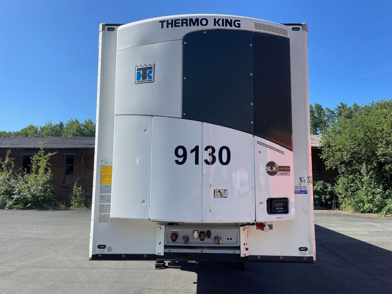 Schmitz Cargobull SCB*S3B /TÜV04-26 /2195h / Multi-Temp/13,4m - Furgonas puspriekabė: foto 2 Schmitz Cargobull SCB*S3B /TÜV04-26 /2195h / Multi-Temp/13,4m - Furgonas puspriekabė: foto 2