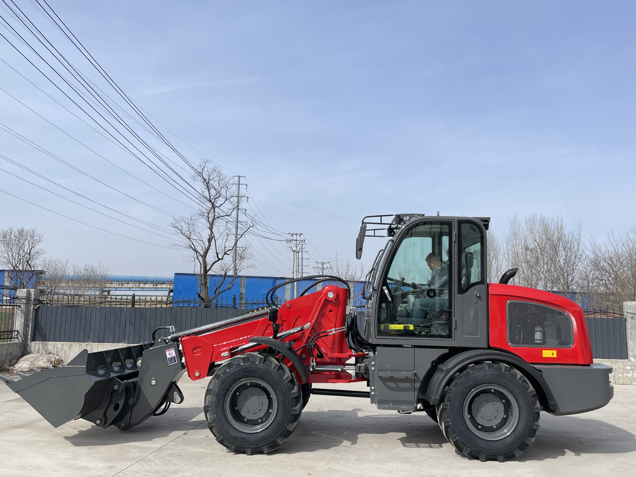 JIELI JL25T - Teleskopinis ratinis krautuvas: foto 3 JIELI JL25T - Teleskopinis ratinis krautuvas: foto 3