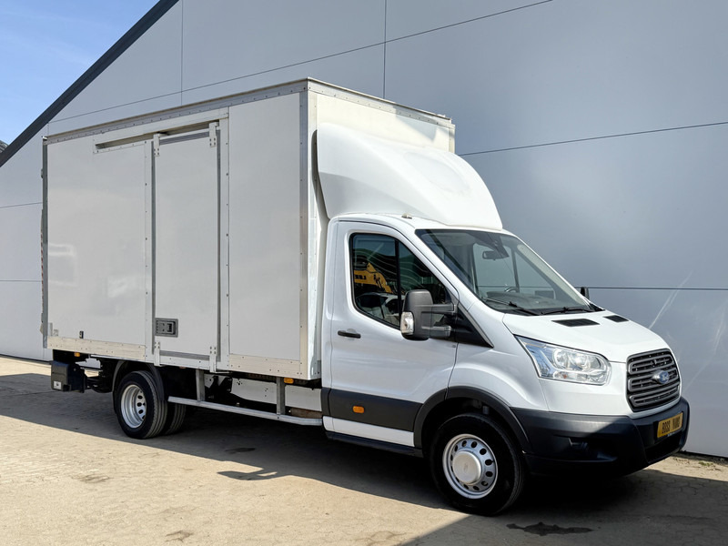 Ford Transit 170pk Laadklep Airco Cruise Control Dubbellucht Zijdeur Bakwagen Meubelbak Koffer - Furgonas su krovinių dėže: foto 4 Ford Transit 170pk Laadklep Airco Cruise Control Dubbellucht Zijdeur Bakwagen Meubelbak Koffer - Furgonas su krovinių dėže: foto 4