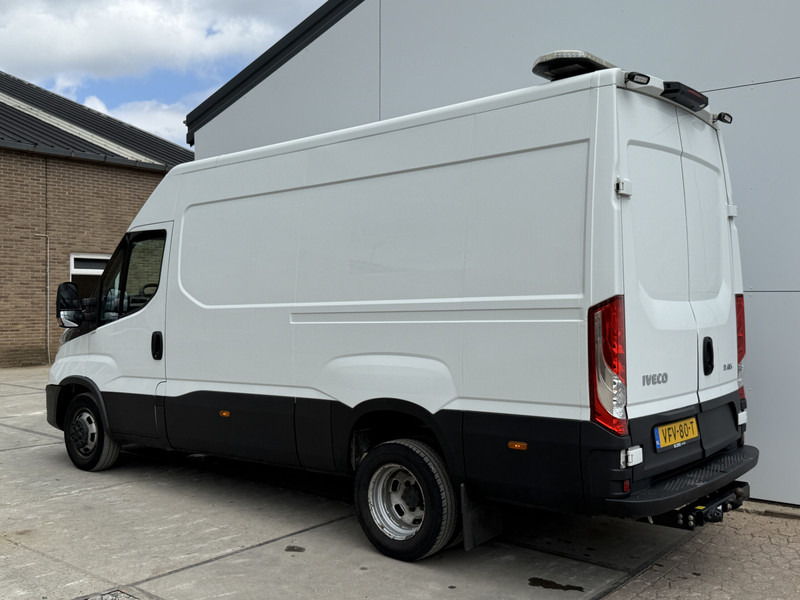 Iveco Daily 35C18 3.0 L2H2 Airco Cruise Control 3,5 Tons Trekhaak 5-26 APK Lucht geveerde stoel - Mažas furgonas: foto 2 Iveco Daily 35C18 3.0 L2H2 Airco Cruise Control 3,5 Tons Trekhaak 5-26 APK Lucht geveerde stoel - Mažas furgonas: foto 2