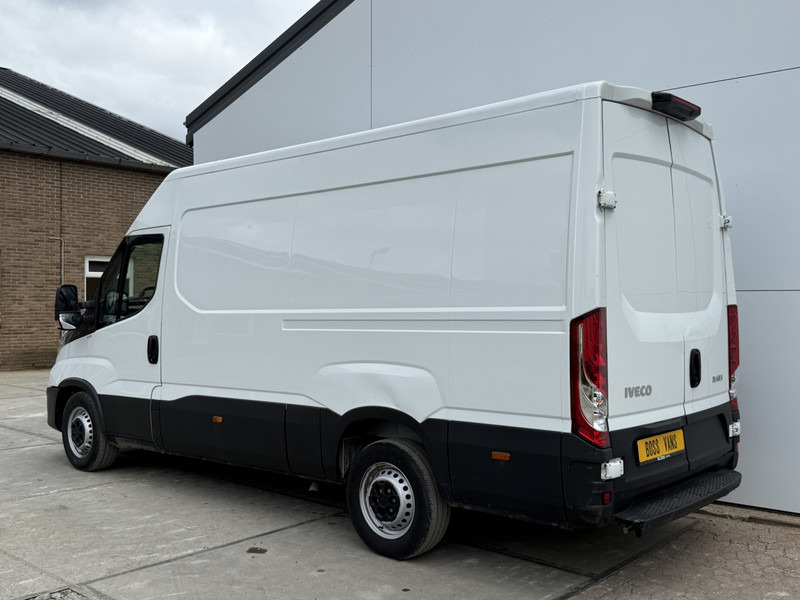Iveco Daily 35S14 2.3 L2H2 Airco Cruise 3.5ton Trekgewicht Lucht geveerde stoel - Mažas furgonas: foto 2 Iveco Daily 35S14 2.3 L2H2 Airco Cruise 3.5ton Trekgewicht Lucht geveerde stoel - Mažas furgonas: foto 2