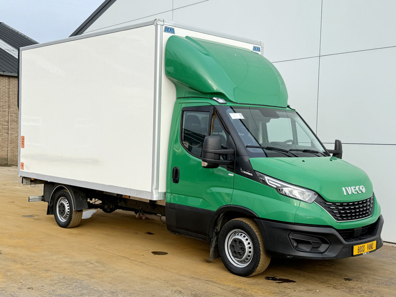 Iveco Daily 35S14 2.3 Laadklep Automaat LED Climate Control Cruise Control Standkachel Camera Koffer Bakwagen Meubelbak - Furgonas su krovinių dėže: foto 4 Iveco Daily 35S14 2.3 Laadklep Automaat LED Climate Control Cruise Control Standkachel Camera Koffer Bakwagen Meubelbak - Furgonas su krovinių dėže: foto 4