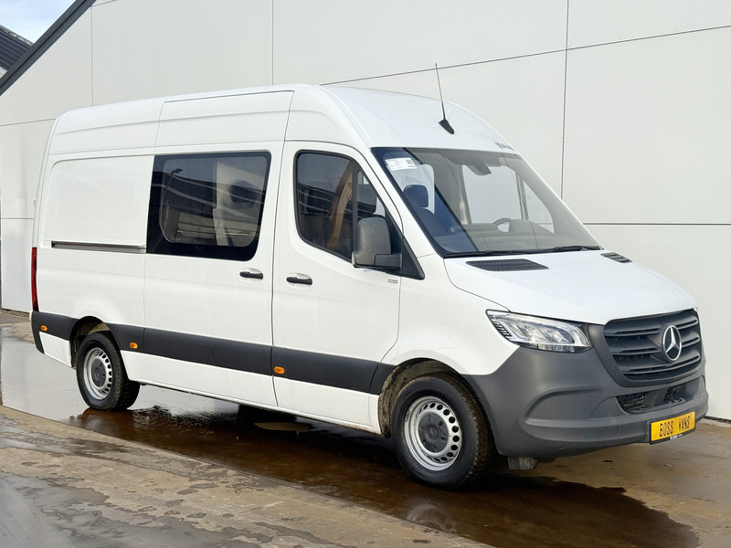 Mercedes-Benz Sprinter 314 2.2 CDI Automaat L2H2 LED Dubbele Cabine Cruise Control Climate Control Carplay Camera Trekhaak 7 Stoelen - Krovininis mikroautobusas, Komercinis automobilis su dviguba kabina: foto 4 Mercedes-Benz Sprinter 314 2.2 CDI Automaat L2H2 LED Dubbele Cabine Cruise Control Climate Control Carplay Camera Trekhaak 7 Stoelen - Krovininis mikroautobusas, Komercinis automobilis su dviguba kabina: foto 4