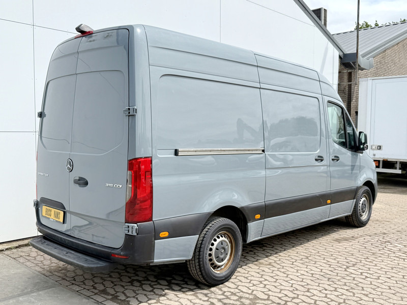 Mercedes-Benz Sprinter 315 1.9 CDI L2H2 Climate Control Cruise Control Carplay Camera RWD - Mažas furgonas: foto 3 Mercedes-Benz Sprinter 315 1.9 CDI L2H2 Climate Control Cruise Control Carplay Camera RWD - Mažas furgonas: foto 3