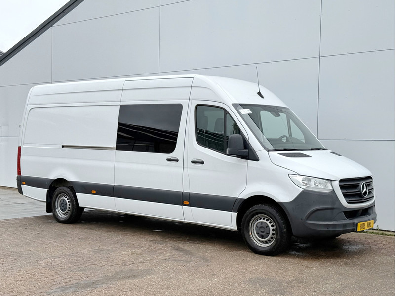 Mercedes-Benz Sprinter 319 1.9 CDI Automaat L3H2 Dubbele Cabine Mercedes ME MBUX Climate Control Camera Navigatie Trekhaak DOKA DC - Krovininis mikroautobusas, Komercinis automobilis su dviguba kabina: foto 4 Mercedes-Benz Sprinter 319 1.9 CDI Automaat L3H2 Dubbele Cabine Mercedes ME MBUX Climate Control Camera Navigatie Trekhaak DOKA DC - Krovininis mikroautobusas, Komercinis automobilis su dviguba kabina: foto 4