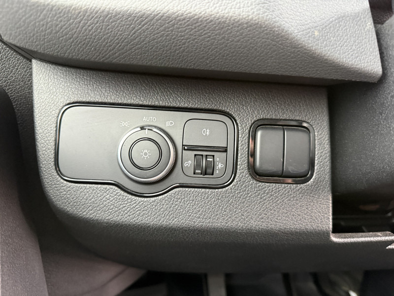 Furgonas su krovinių dėže Mercedes-Benz Sprinter 417 1.9 CDI Laadklep 1000kg Dubbellucht Climate Control Carplay: foto 19