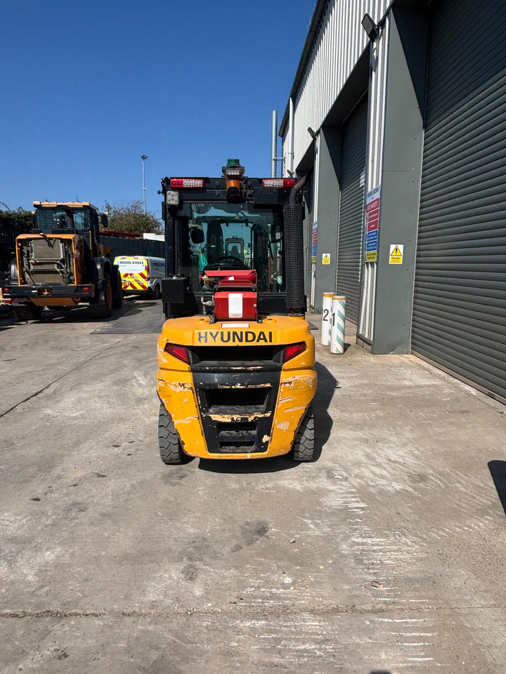 Hyundai 30D-9E - Teleskopinis krautuvas: foto 4 Hyundai 30D-9E - Teleskopinis krautuvas: foto 4