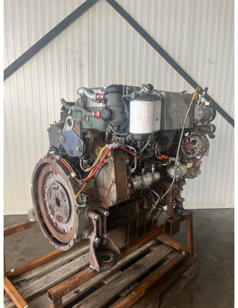 Liebherr A904 Li/A904C Li/R904/R904C - Variklis: foto 1 Liebherr A904 Li/A904C Li/R904/R904C - Variklis: foto 1