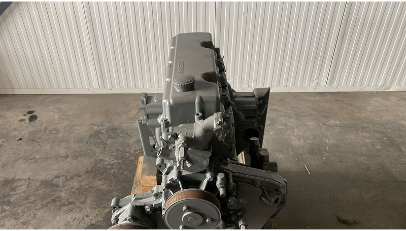 Liebherr D834 A7 - Variklis: foto 2 Liebherr D834 A7 - Variklis: foto 2