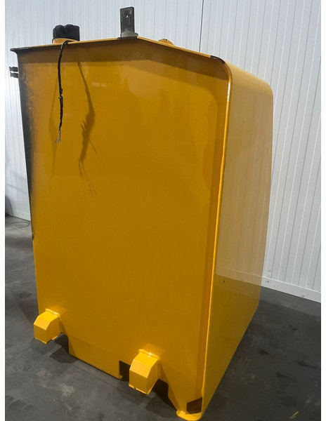 Liebherr - Degalų bakas: foto 3 Liebherr - Degalų bakas: foto 3