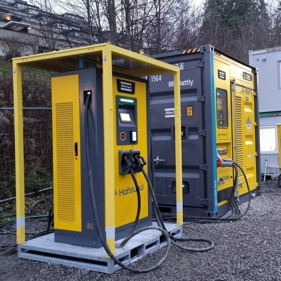 Atlas Copco ZBC 250-575 - Elektrinis generatorius: foto 1 Atlas Copco ZBC 250-575 - Elektrinis generatorius: foto 1