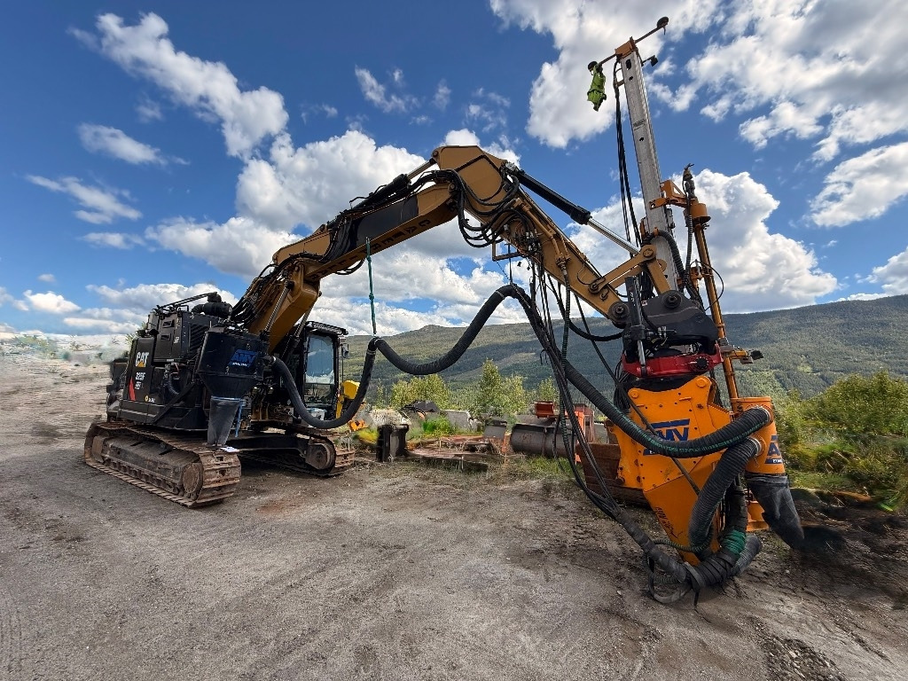 CAT 325 FL CR - Ekskavatorius: foto 3 CAT 325 FL CR - Ekskavatorius: foto 3
