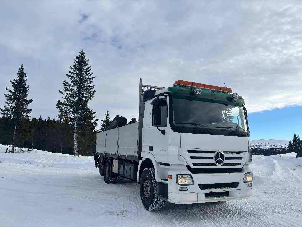 Mercedes-Benz ACTROS 2544 med HIAB 122-E-3 kran 12 tm - Sunkvežimis su kranu: foto 5 Mercedes-Benz ACTROS 2544 med HIAB 122-E-3 kran 12 tm - Sunkvežimis su kranu: foto 5