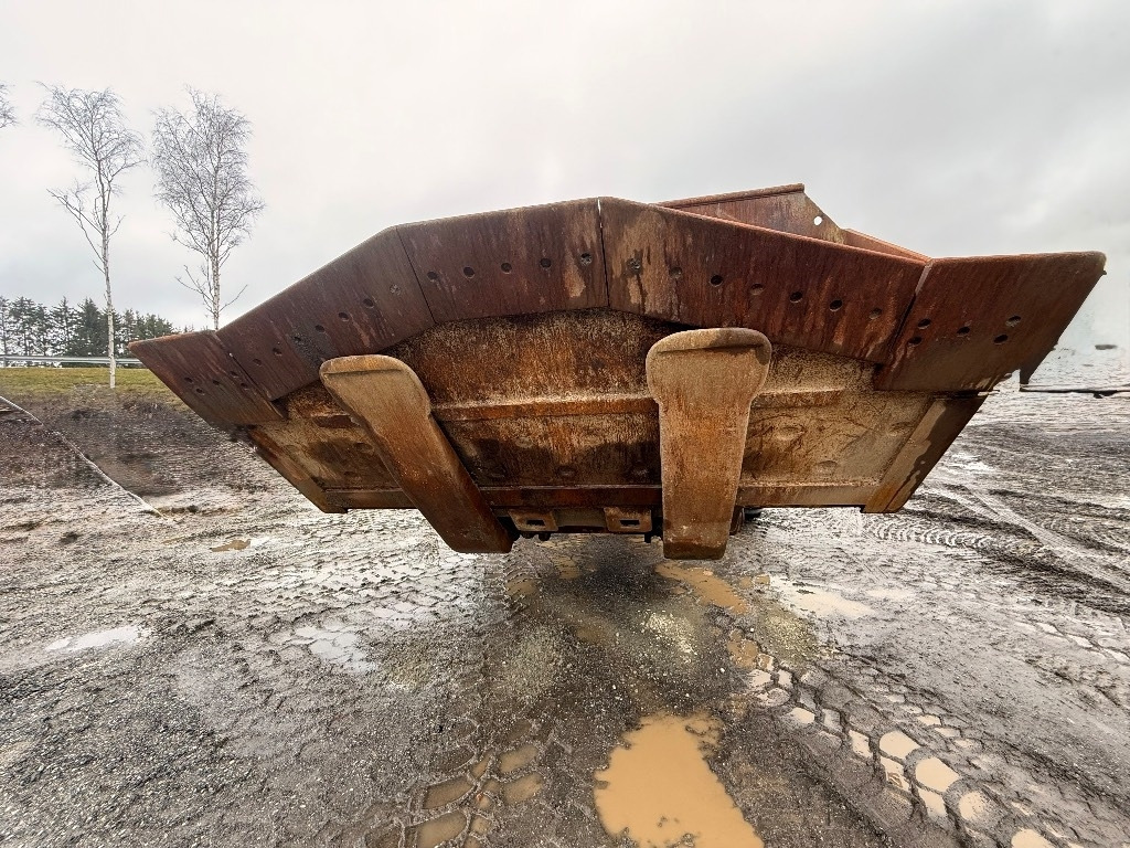 Volvo L 350 H - Ratinis krautuvas: foto 4 Volvo L 350 H - Ratinis krautuvas: foto 4