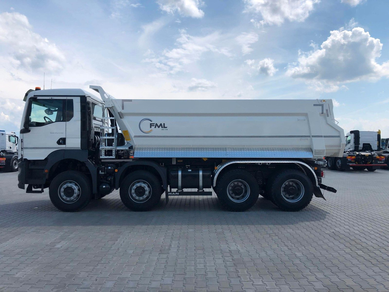 MAN TGS 41.520 GSR 8x4/8x6/8x8 FML KIPPER - Savivartis sunkvežimis: foto 4 MAN TGS 41.520 GSR 8x4/8x6/8x8 FML KIPPER - Savivartis sunkvežimis: foto 4