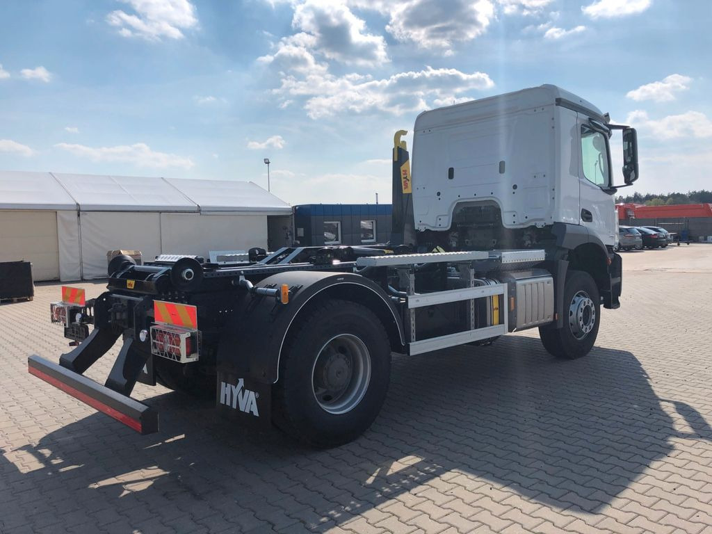 Mercedes-Benz AROCS 2136 Abrollkipper HYVA HKS-12-37-S - Hook-lift sunkvežimis: foto 5 Mercedes-Benz AROCS 2136 Abrollkipper HYVA HKS-12-37-S - Hook-lift sunkvežimis: foto 5